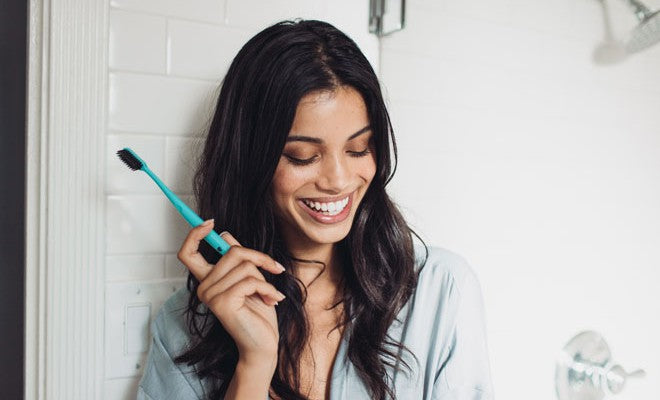 5 Teeth Whitening Hacks You Should Know